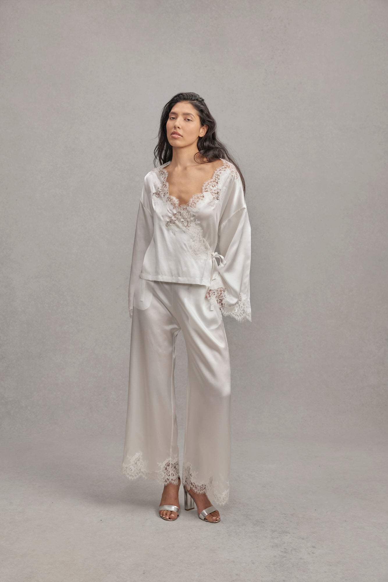 Alyna Silk with cutout Lace Kimono Jacket